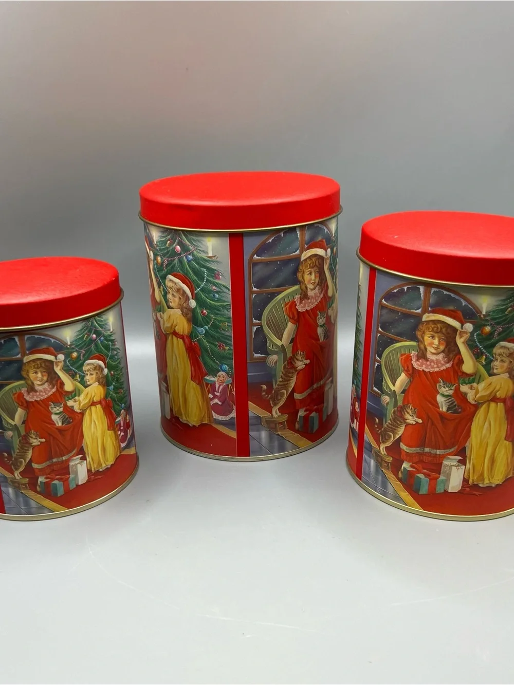 Vintage Christmas Nesting Tins Girls & Cat Scene Set Of 3 80s 90s